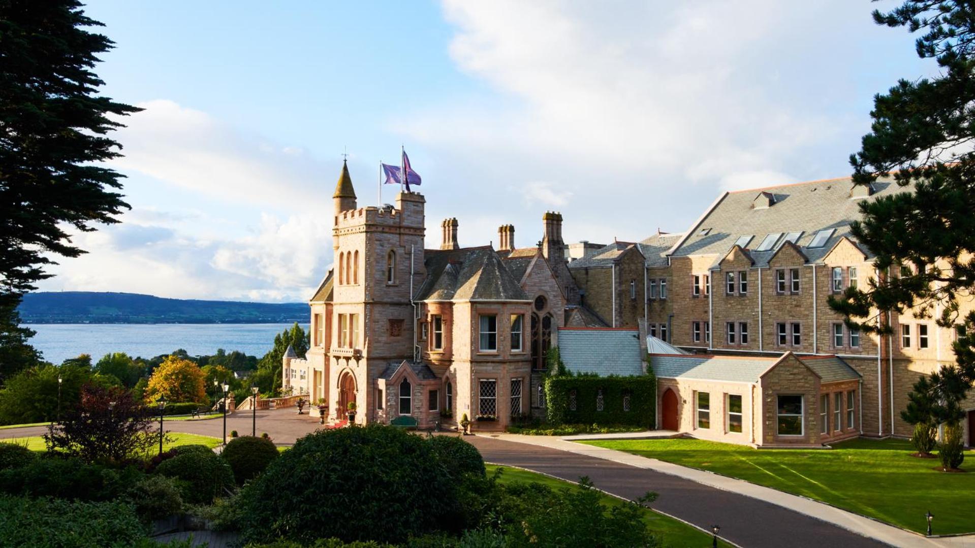 The Culloden Estate And Spa Холівуд Екстер'єр фото The main hotel building