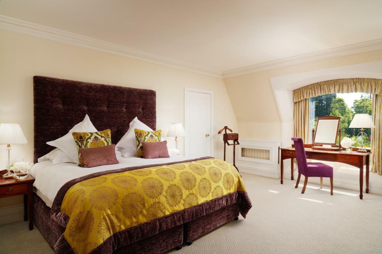 The Culloden Estate And Spa Холівуд Екстер'єр фото A bedroom at the hotel